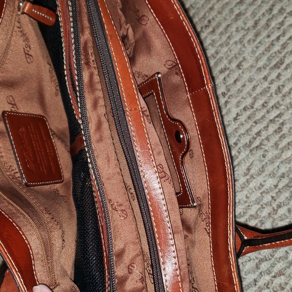 Fossil Exlarge Briefcase Tote - Picture 2 of 4